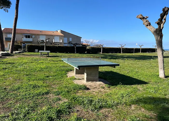 Duplex Climatise Proche Avec Terrasse *